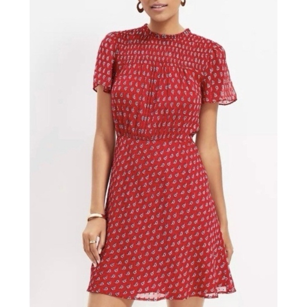 LOFT Paisley Clip Dot Smocked Yoke Flare Dress Size 6 Red Short Sleeve